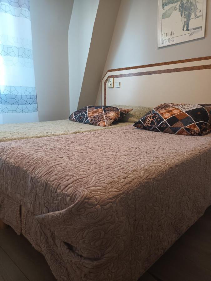Hotel Azur Montmartre Parigi Esterno foto