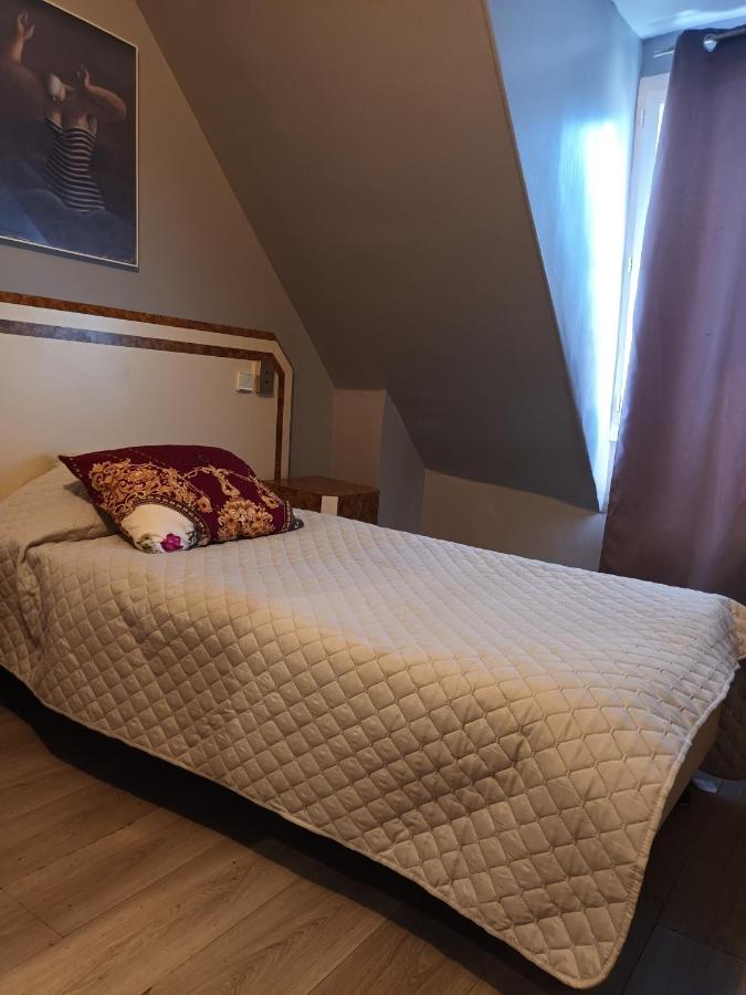 Hotel Azur Montmartre Parigi Esterno foto