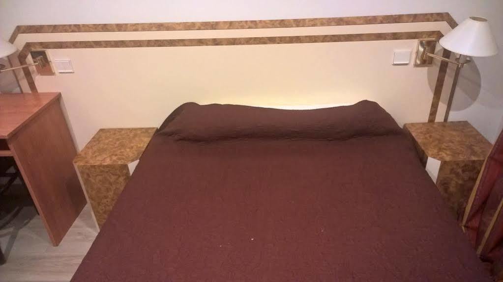 Hotel Azur Montmartre Parigi Esterno foto